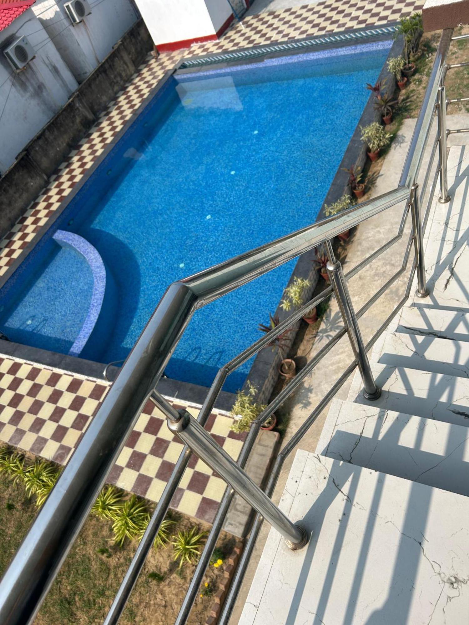 Prantik Hotel And Resorts Tajpur Esterno foto