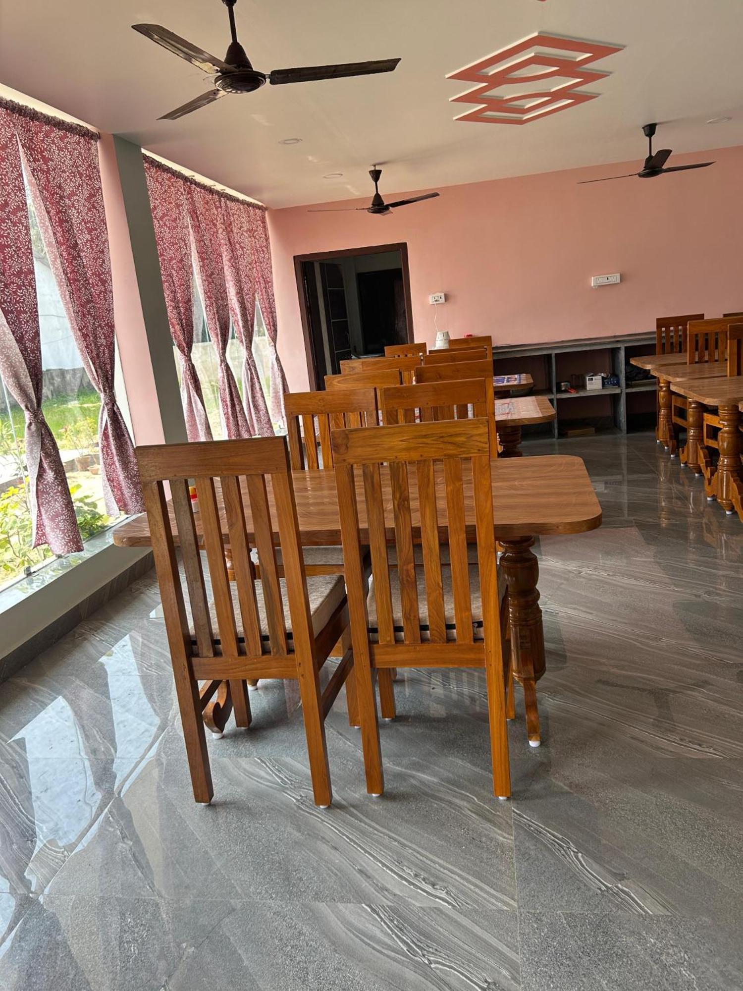 Prantik Hotel And Resorts Tajpur Esterno foto